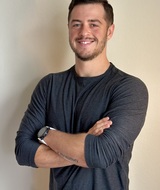 Book an Appointment with Robert Brovarnik at DIAKADI